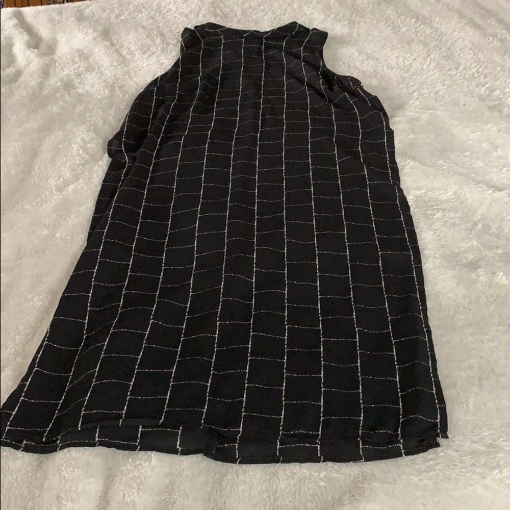 DRESS COVERUP - Picture 3 of 5